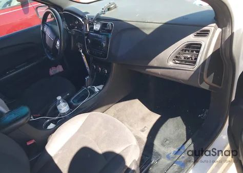 2013 Chrysler 200 Lx из США, поврежденный, VIN 1C3CCBAB1DN647164